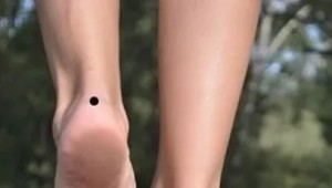 左脚后跟长痣的女人好不好