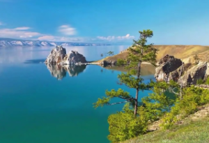 梁马飘荡在福德