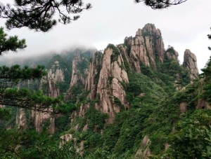 清明烧纸的来历是什么