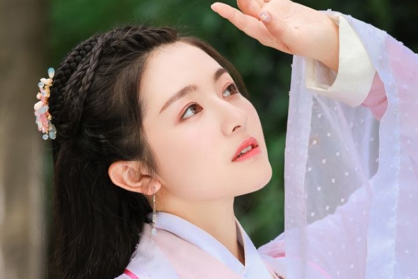能嫁入豪门的女人面相
