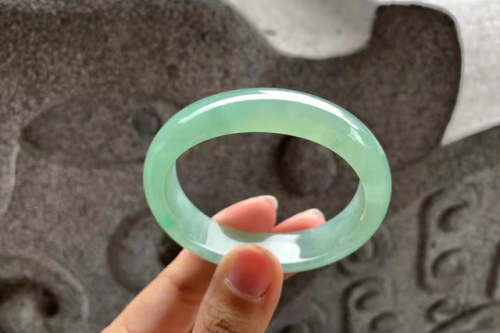 哪些生肖不适合戴玉 哪些生肖不适合戴玉