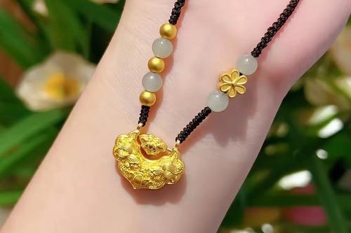 缺金的人佩戴什么饰品最好 缺金的人佩戴什么饰品最好